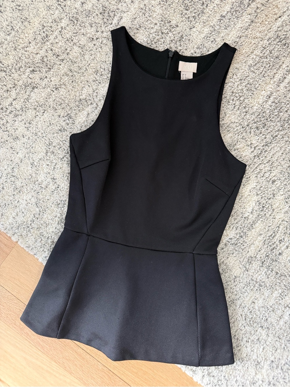 H&M Black Sleeveless Peplum Top